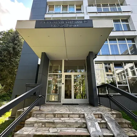 221 Przy Niedzwiadku شقة *